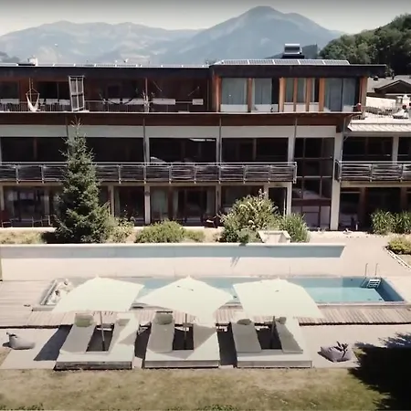 Active By Leitner's 4*