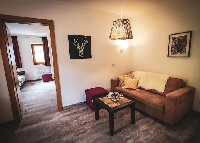 Active By Leitner's 4*