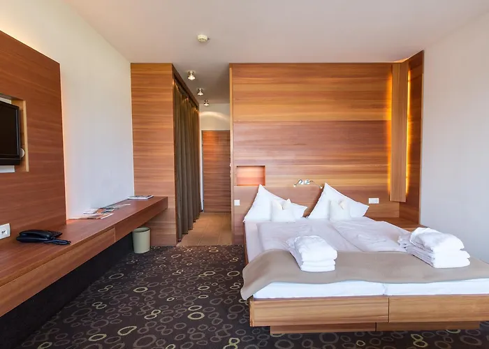 Active By Leitner's 4*