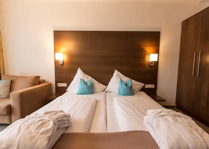 Active By Leitner's 4*